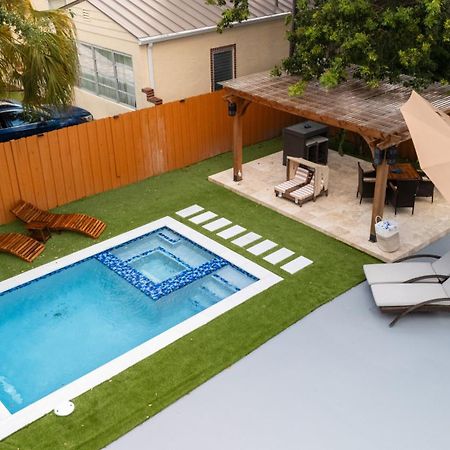 Luxury Retreat 3B ,2Ba Pool , Coral Gables Center Villa Miami Exterior photo